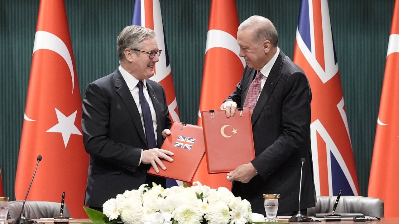 ইউরোপের নিরাপত্তা কাঠামোর কেন্দ্রে তুরস্ক: ইউরোফাইটার চুক্তিতে নতুন ভূ-রাজনৈতিক অধ্যায়