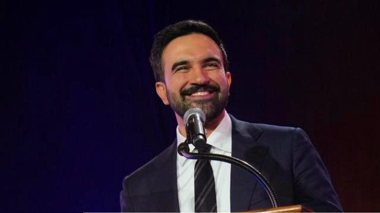 নিউইয়র্কের ইতিহাসে প্রথম মুসলিম মেয়র: জোহরান মামদানির জয়