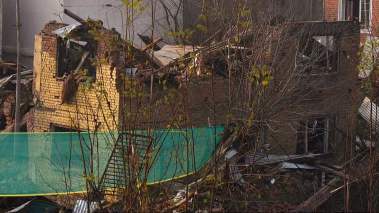 জব্দকৃত বিস্ফোরক নমুনা পরীক্ষা চলাকালে হঠাৎ বিস্ফোরণ: ৯ জন নিহত, আহত ৩২