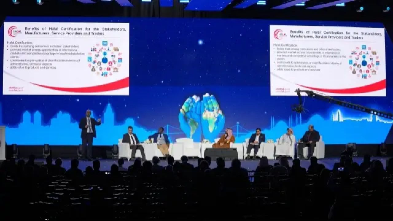 ইস্তাম্বুল হালাল সম্মেলনে বৈশ্বিক হালাল সার্টিফিকেশন ও মানদণ্ড অভিন্ন করার আহ্বান