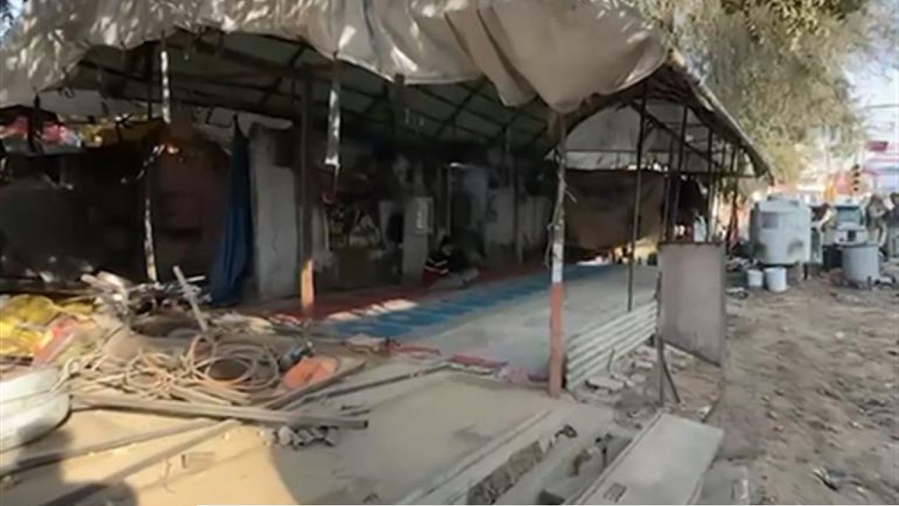 পাথর নিক্ষেপের অভিযোগে মুসলিম এলাকায় বুলডোজার অভিযানের নোটিশ