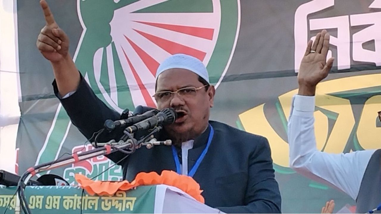 সংবিধানের দোহাই দিয়ে সংস্কার বাধাগ্রস্ত করা চলবে না: চরমোনাই পীর