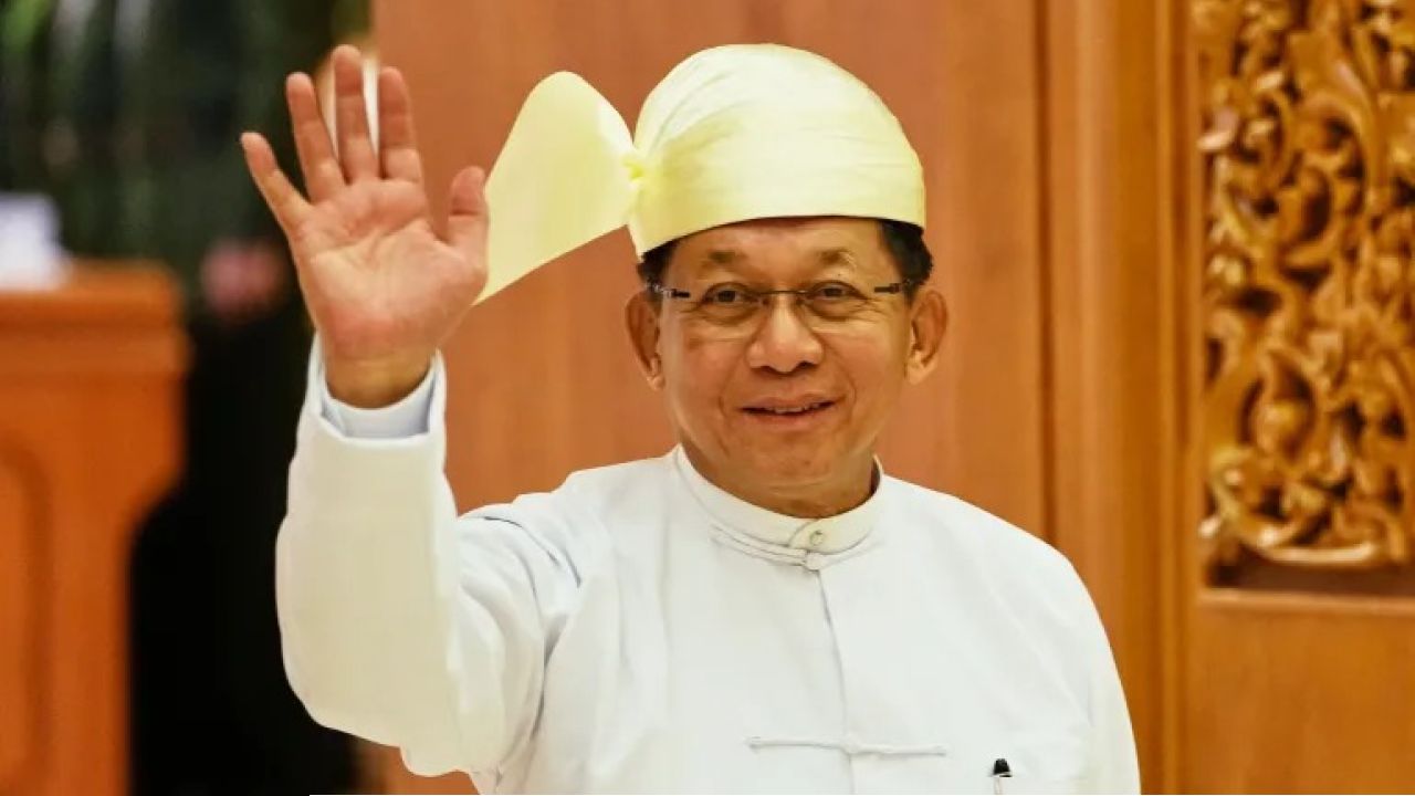 মিয়ানমারে সেনাপ্রধান থেকে প্রেসিডেন্ট: শপথ নিলেন ক্যু নেতা মিন অং হ্লাইং