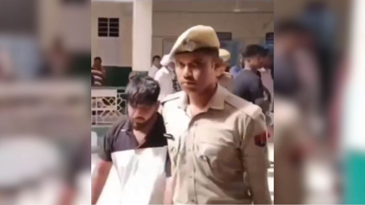 রাজস্থানে মসজিদে পেট্রোল বোমা হামলা: সাম্প্রদায়িক উস্কানির মুখে দুই উগ্রবাদী গ্রেফতার