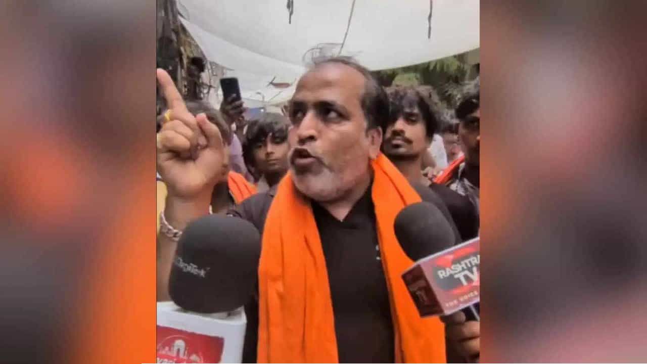 উত্তরাখণ্ডে নামাজ সম্পূর্ণ নিষিদ্ধের দাবি হিন্দু রক্ষা দলের: বাড়ছে সাম্প্রদায়িক উত্তেজনা