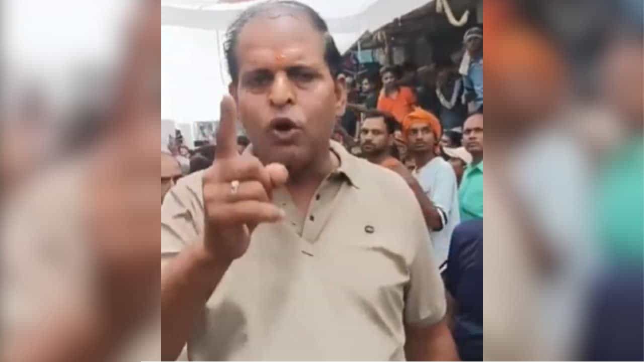নামাজ পড়া ভুলিয়ে দেব: দিল্লিতে মুসলমানদের প্রকাশ্য হুমকি কট্টরপন্থী হিন্দুত্ববাদী নেতার