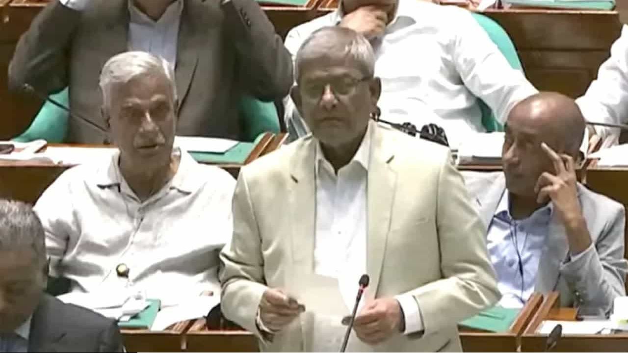 প্রধানমন্ত্রীর ঐচ্ছিক তহবিল থেকে বিরোধী দলীয় এমপিদের আসনে ২০ কোটি টাকা বরাদ্দ