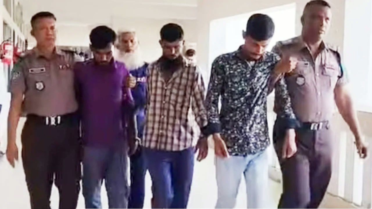 ফরিদপুরের বোয়ালমারীতে স্কুলছাত্রী ধর্ষণ মামলায় ৩ যুবকের যাবজ্জীবন কারাদণ্ড