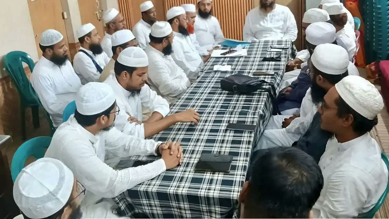 স্থানীয় সরকার নির্বাচনে ইসলামপন্থীদের ব্যাপক অংশগ্রহণের আহ্বান মাওলানা মামুনুল হকের