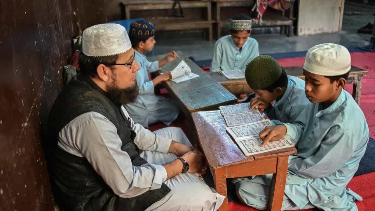 পশ্চিমবঙ্গে ২৫২টি মাদ্রাসা বন্ধের নির্দেশ রাজ্য সরকারের, কারণ দর্শানোর নোটিশ আরো ১০০টিকে
