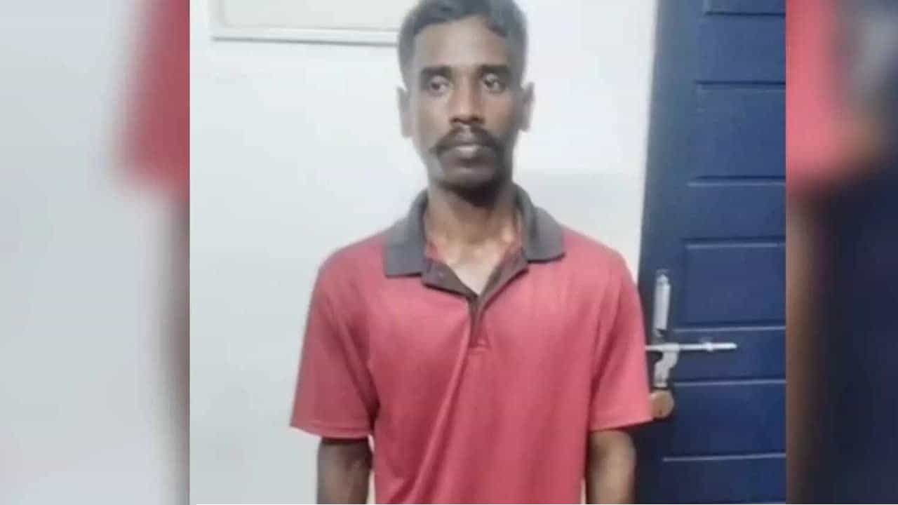 ভারতের সংবেদনশীল নৌবাহিনী একাডেমিতে 'বাংলাদেশি' সন্দেহে আটক ১