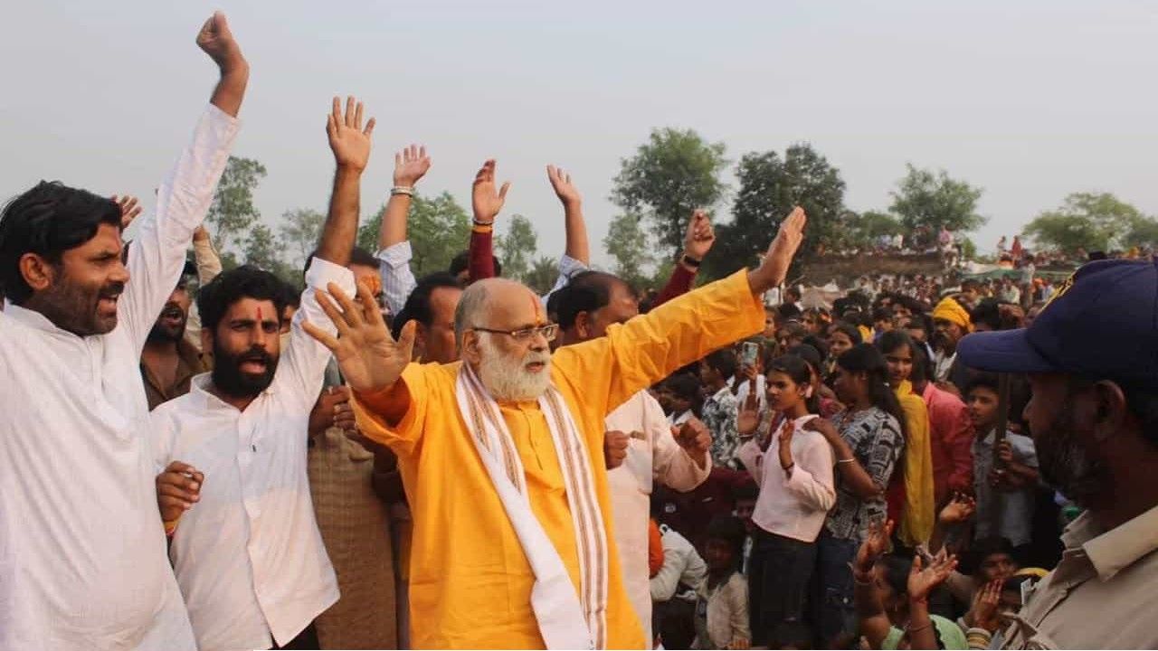 খ্রিস্টান স্কুল ও মাদ্রাসা থেকে হিন্দু সন্তানদের ফিরিয়ে নেওয়ার আহ্বান বিজেপি নেতার